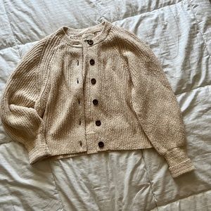 Cardigan sweater